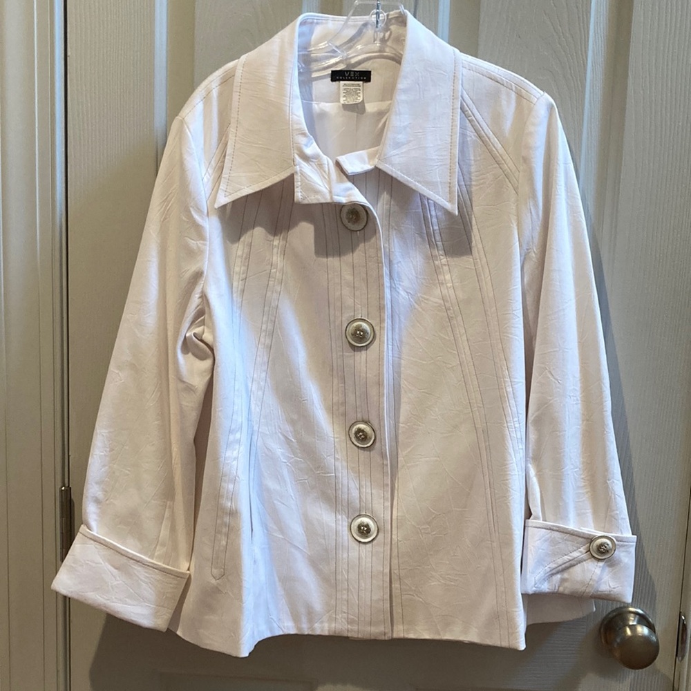 EUC white Vex Collection jacket